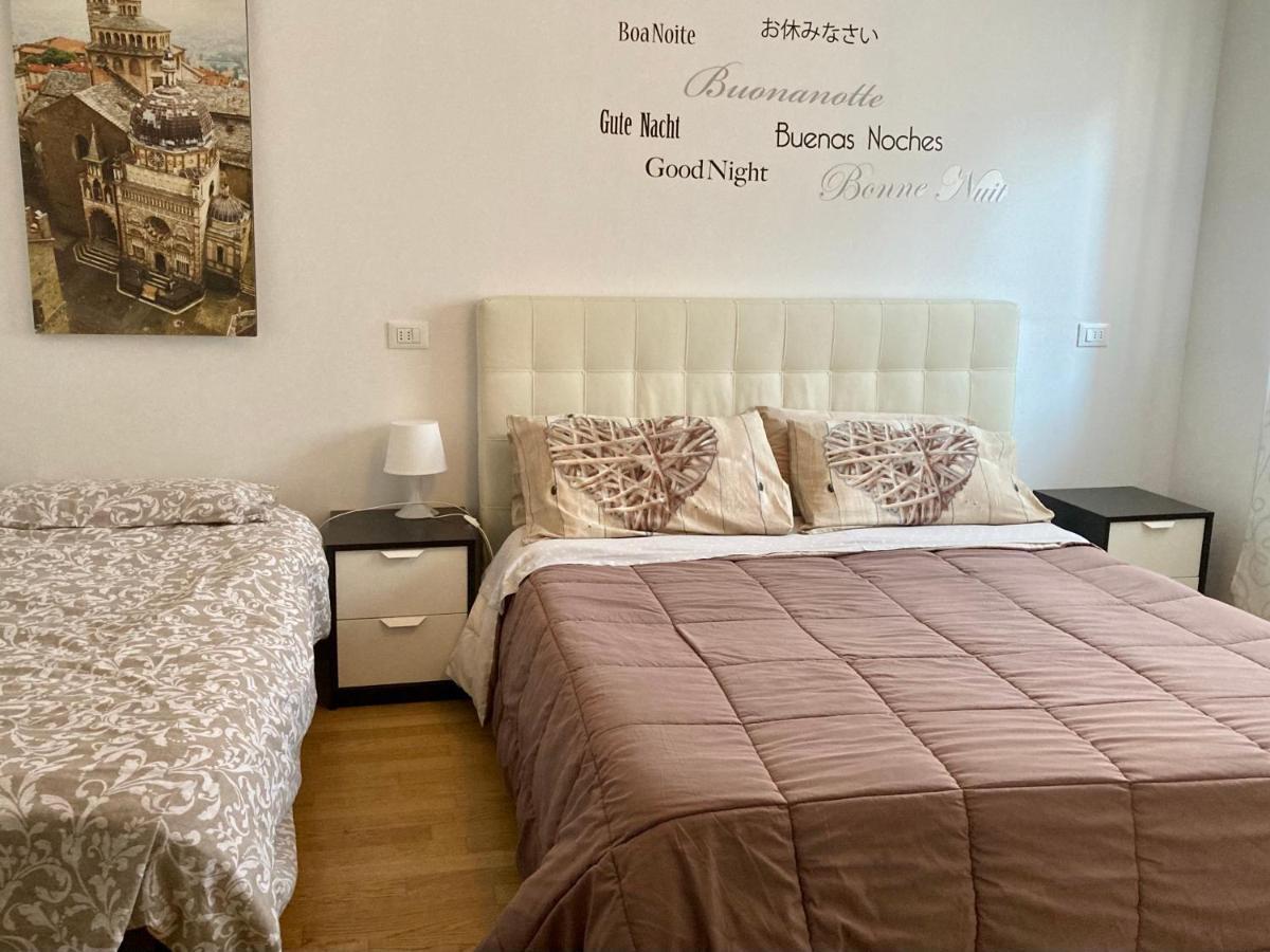The Little House In Bergamo Apartman Kültér fotó